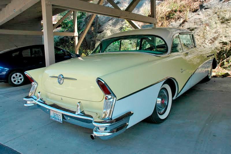 1957 Buick Super Riviera. 
