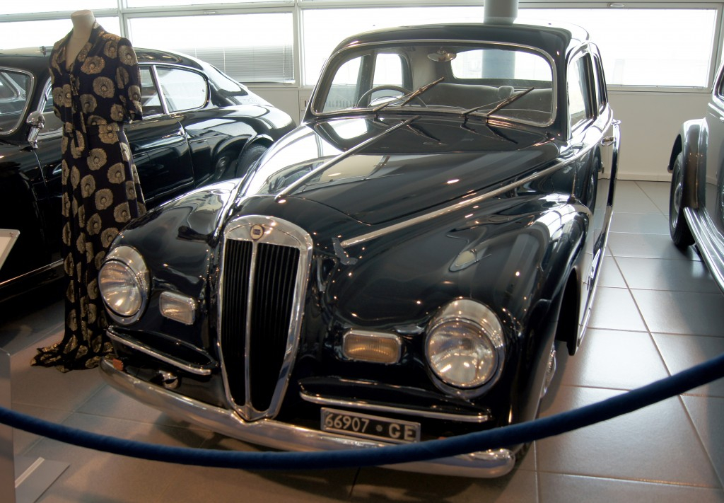 1947 Lancia Aprilia II serie Speciale - museum exhibit | 360CarMuseum.com